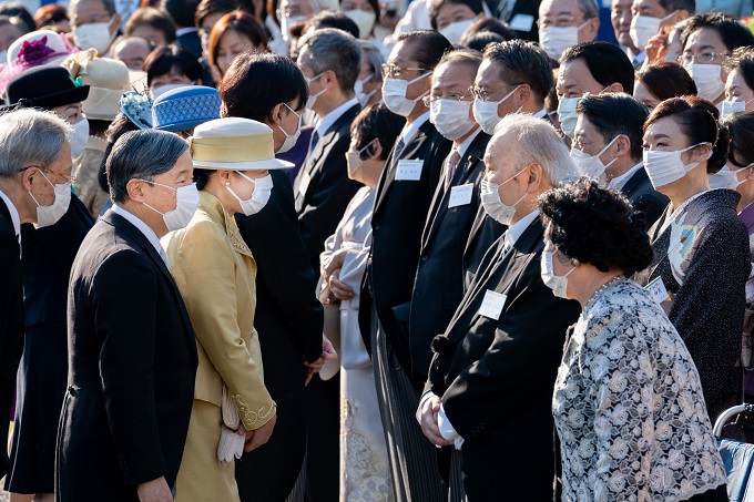 園遊会 愛子さま、園遊会に初出席へ 23日開催、功労者ら1800人招待 ...