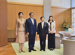 タイ首相夫妻とお会いになる皇太子同妃両殿下