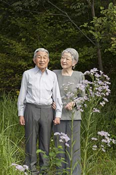 天皇皇后両陛下のお写真