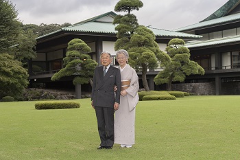 天皇皇后両陛下のお写真