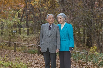 天皇皇后両陛下のお写真