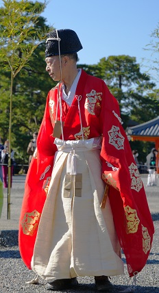 鞠装束姿