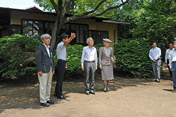 ご視察のお写真