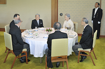 茶会のお写真