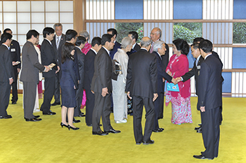 茶会のお写真