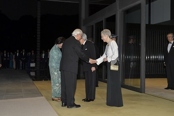 宮中晩餐のお写真