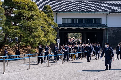 天皇誕生日一般参賀（記帳）のご様子