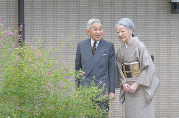 天皇皇后両陛下のお写真