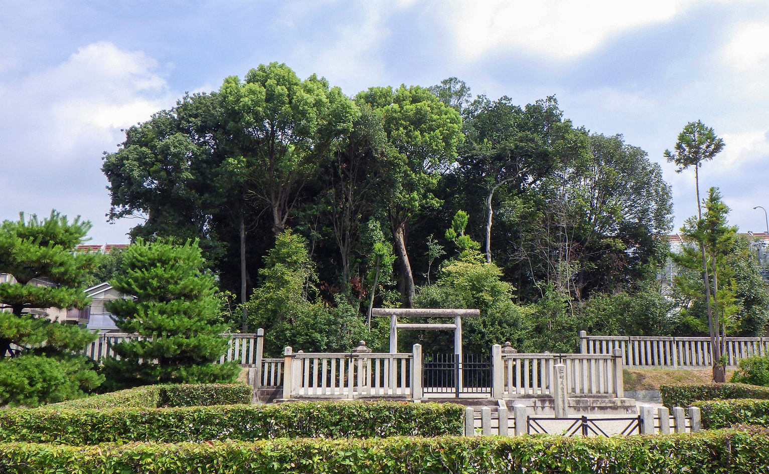 仁明天皇　深草陵