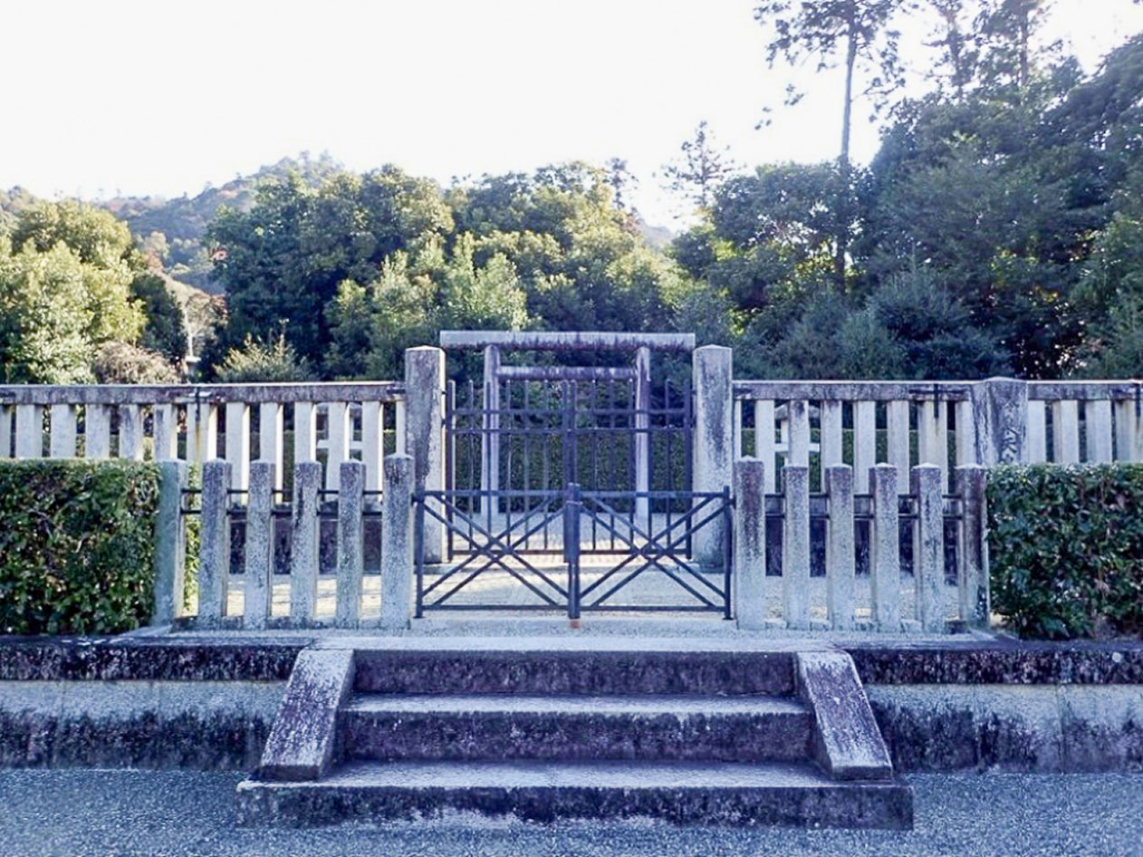 冷泉天皇 櫻本陵