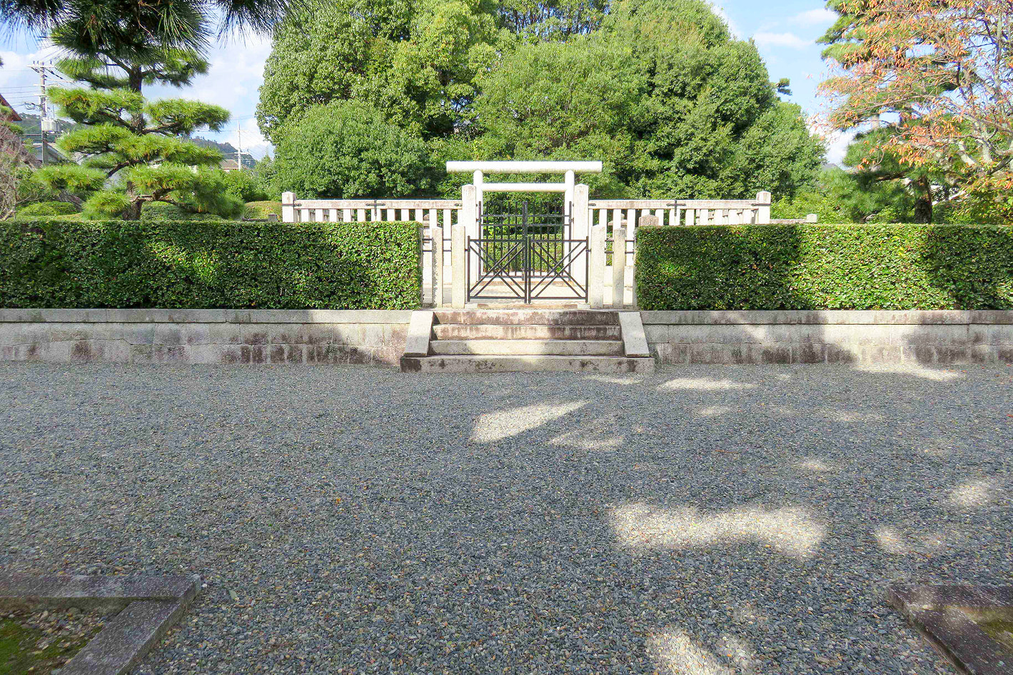 花山天皇　紙屋川上陵