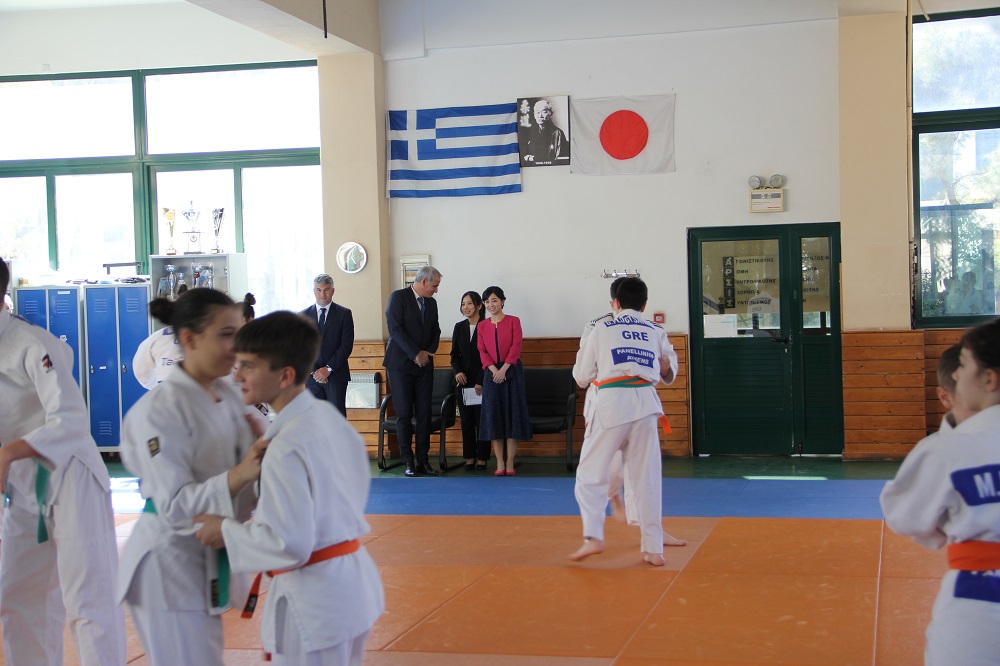 写真1：ご見学の様子