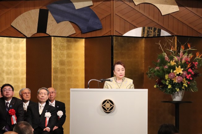 三笠宮寬仁親王妃殿下