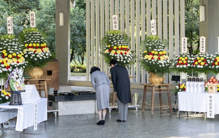 写真:秋篠宮皇嗣同妃両殿下